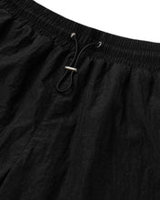 Load image into Gallery viewer, Geedup Handstyle Swim Shorts Black