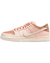 將圖片載入圖庫檢視器 Nike SB Dunk Low Pro PRM &#39;Trocadero Gardens / City of Dreams&#39;