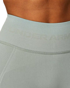 Under Armour UA Train Seamless Shorts in Green