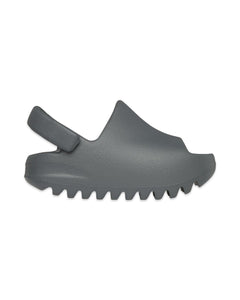 Yeezy Slide in Slate Grey (Infants)