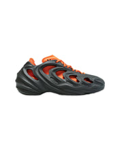 將圖片載入圖庫檢視器 ADIDAS US11.5 adiFOM Q Core Black/Imperial Orange &#39;HP6581&#39; NEW - Bisy Clothing