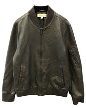 將圖片載入圖庫檢視器 Calvin Klein Jeans Faux Leather Aviator Jacket in Black - Bisy Clothing