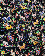 將圖片載入圖庫檢視器 Country Road All Over Dragon Print Skirt in Black - Bisy Clothing