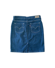 Load image into Gallery viewer, LEVIS Size 28 Denim Skirt in Navy Blue Womens OCT1321 - Bisy Clothing