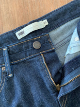 Load image into Gallery viewer, LEVIS Size 28 Denim Skirt in Navy Blue Womens OCT1321 - Bisy Clothing