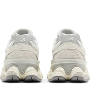 將圖片載入圖庫檢視器 New Balance 9060 &#39;Suede Pack&#39; in Sea Salt - Bisy Clothing