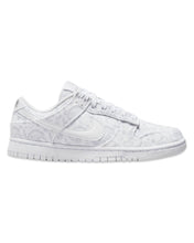 將圖片載入圖庫檢視器 Nike Dunk Low ESS White Paisley - Bisy Clothing