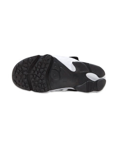 Nike Rift Boys in Black GS (2024) - Bisy Clothing