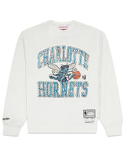 將圖片載入圖庫檢視器 Mitchell &amp; Ness Charlotte Hornets Ivy Arch Crewneck Jumper White