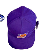 Load image into Gallery viewer, Starter Vintage 90&#39;s NBA Phoenix Suns Hat - Bisy Clothing